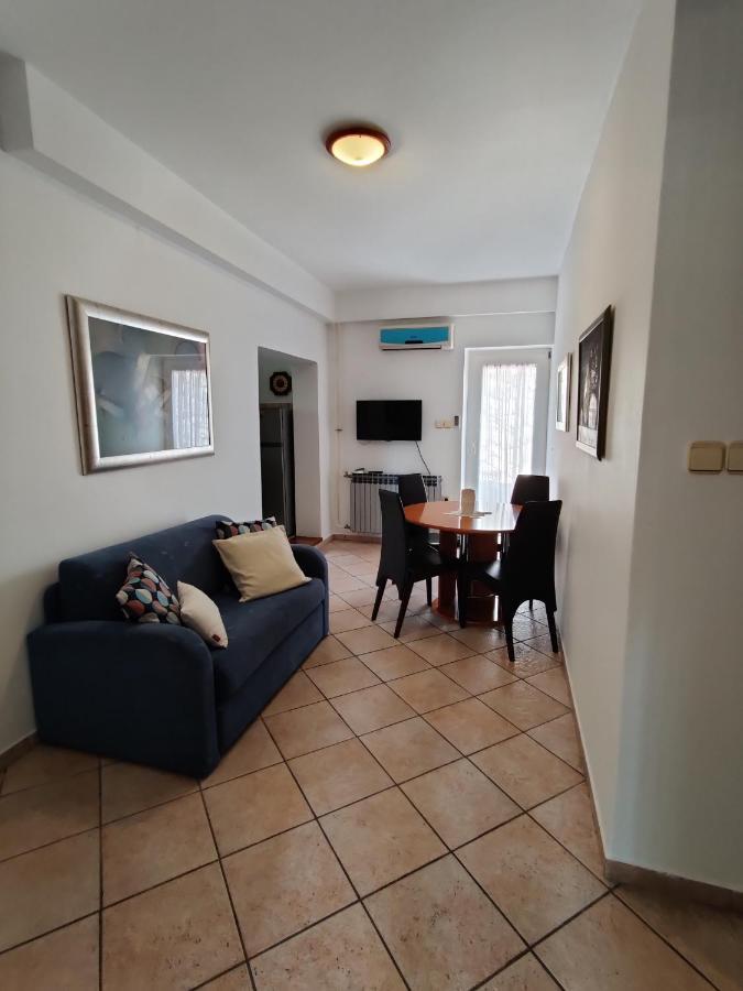 Biuk Apartments Нови-Винодолски Экстерьер фото