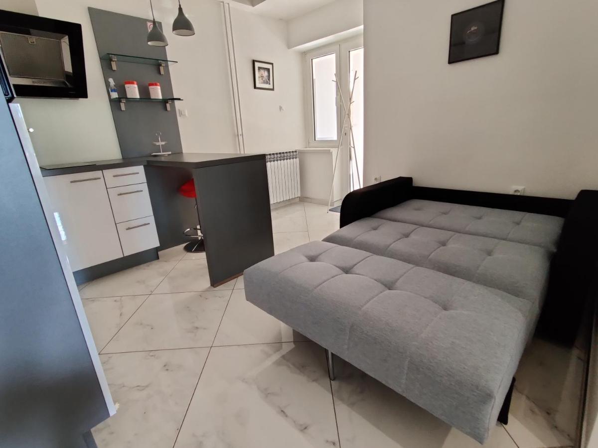 Biuk Apartments Нови-Винодолски Экстерьер фото