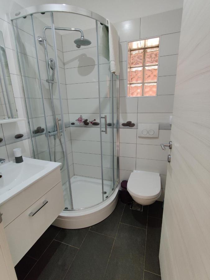 Biuk Apartments Нови-Винодолски Экстерьер фото