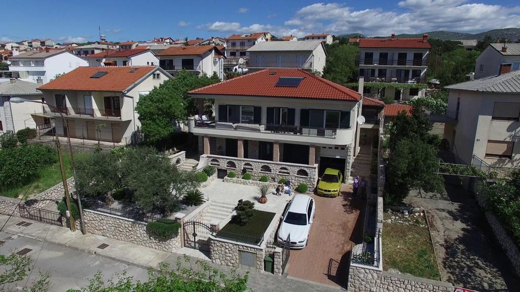 Biuk Apartments Нови-Винодолски Экстерьер фото